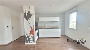 t4 à la vente -   44230  SAINT SEBASTIEN SUR LOIRE, surface 78 m2 vente t4 - UBI437900078